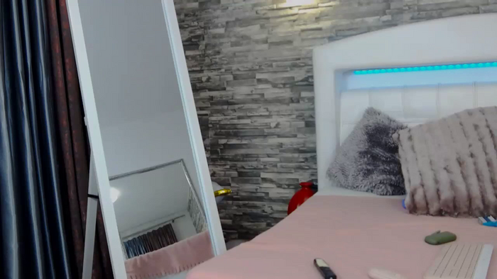 EllaCharm