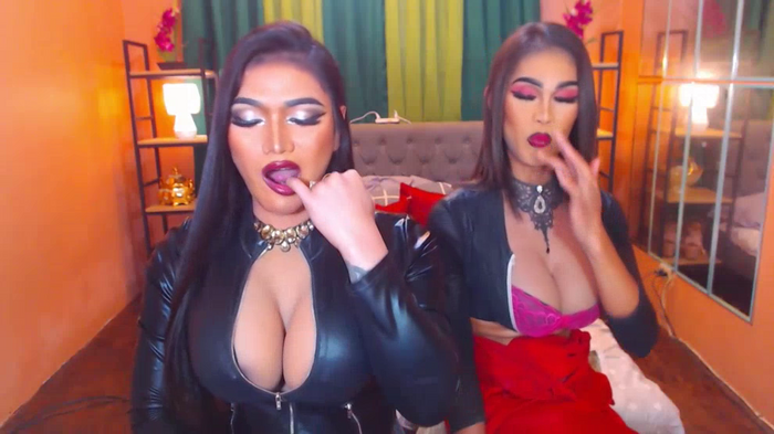 LaraSmithSabrinaSumaDuo