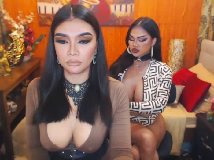 KristalHotAllanaDuos