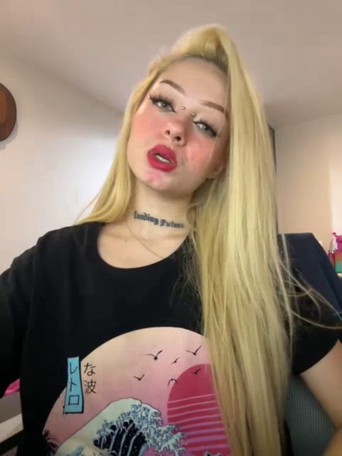 MiaValentine