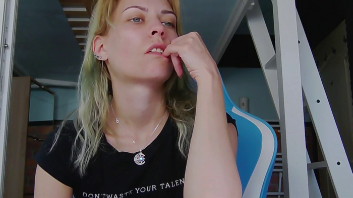 KaroKaroline