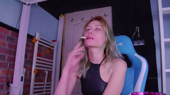 KaroKaroline