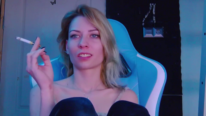 KaroKaroline