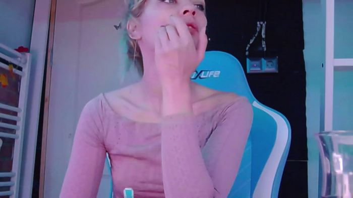 KaroKaroline