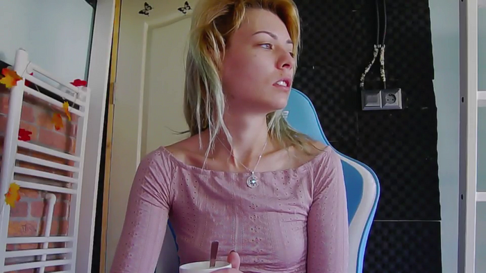 KaroKaroline