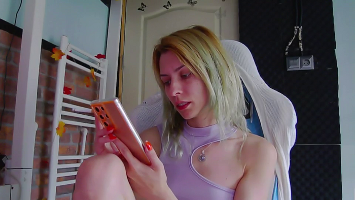 KaroKaroline