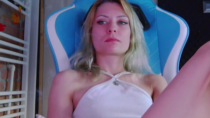 KaroKaroline