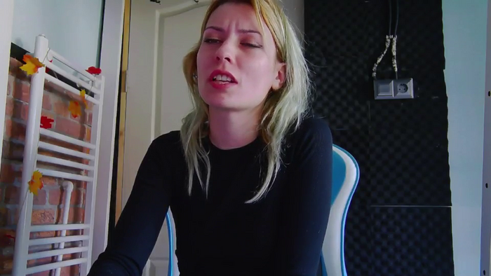 KaroKaroline