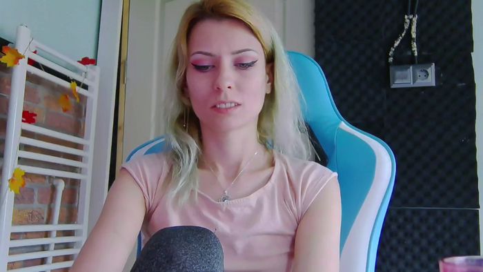 KaroKaroline