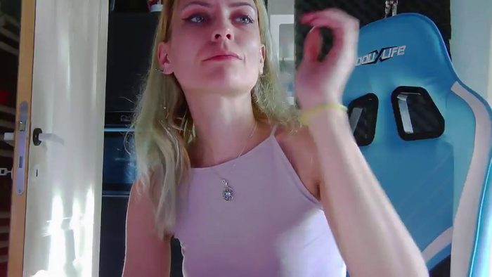 KaroKaroline