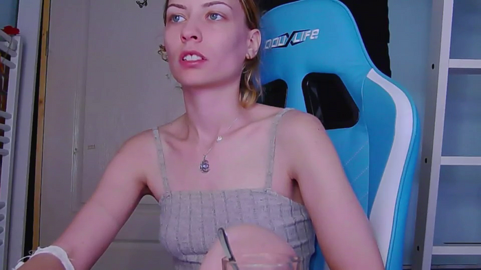 KaroKaroline