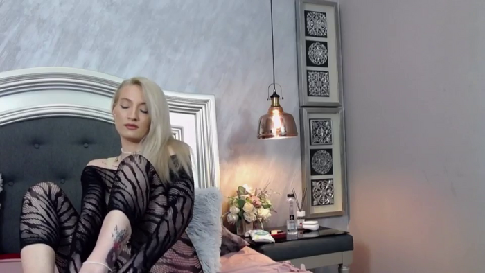 EllaCharm