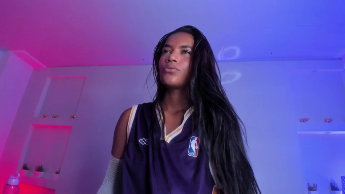 abella_brown