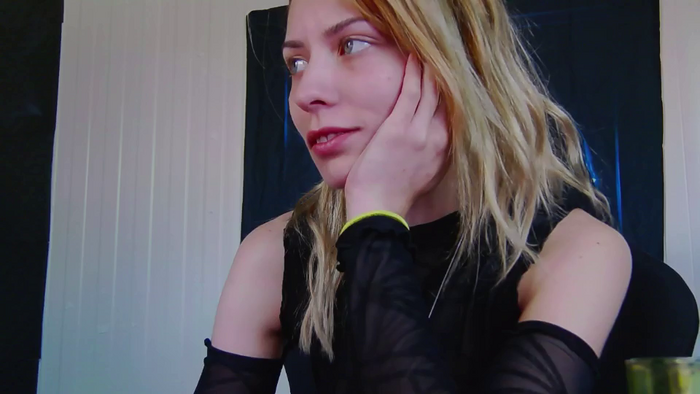 KaroKaroline