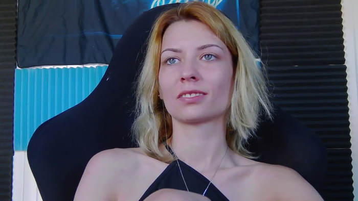 KaroKaroline