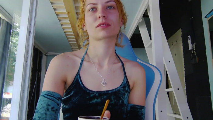 KaroKaroline