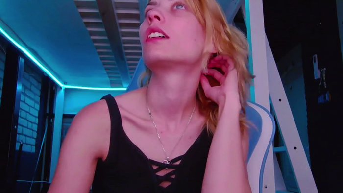 KaroKaroline