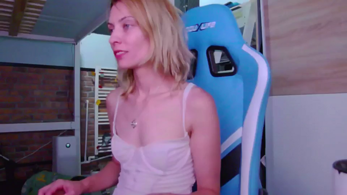 KaroKaroline