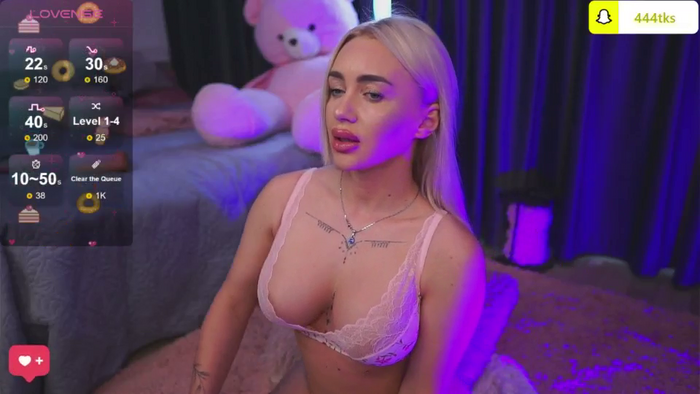 CuteLittleBlondy