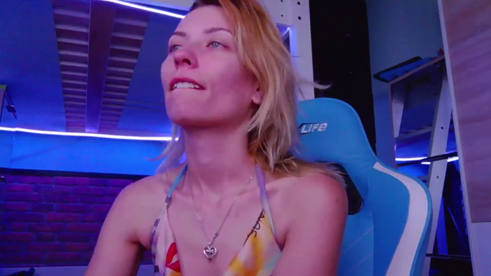 KaroKaroline