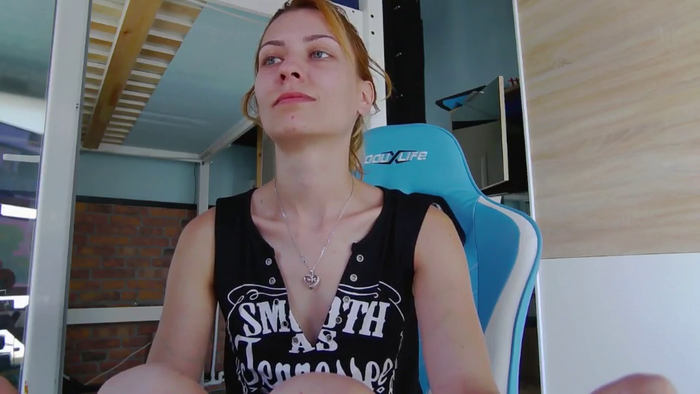 KaroKaroline