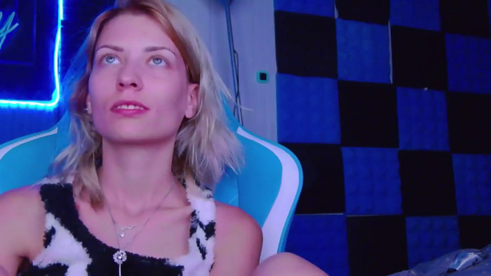 KaroKaroline