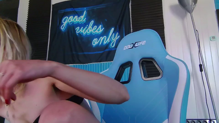 KaroKaroline
