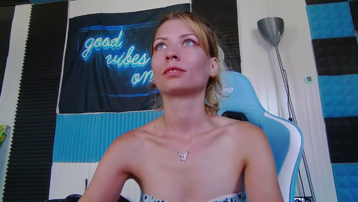 KaroKaroline