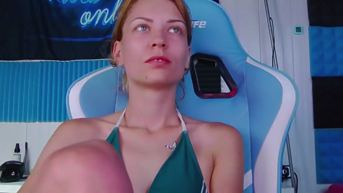 KaroKaroline