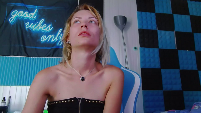 KaroKaroline