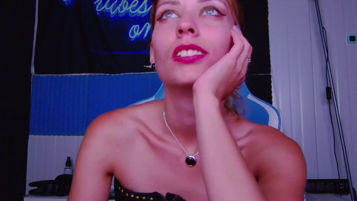 KaroKaroline