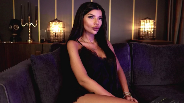 EleniaDevons