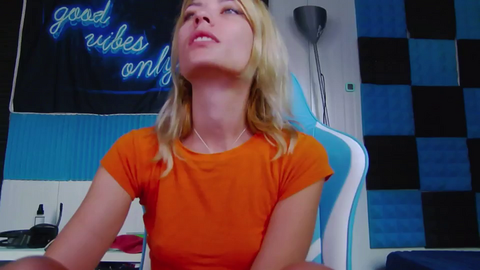 KaroKaroline