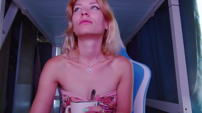 KaroKaroline